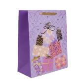 PT.M LILA AJÁNDEKOK KÖZEPES